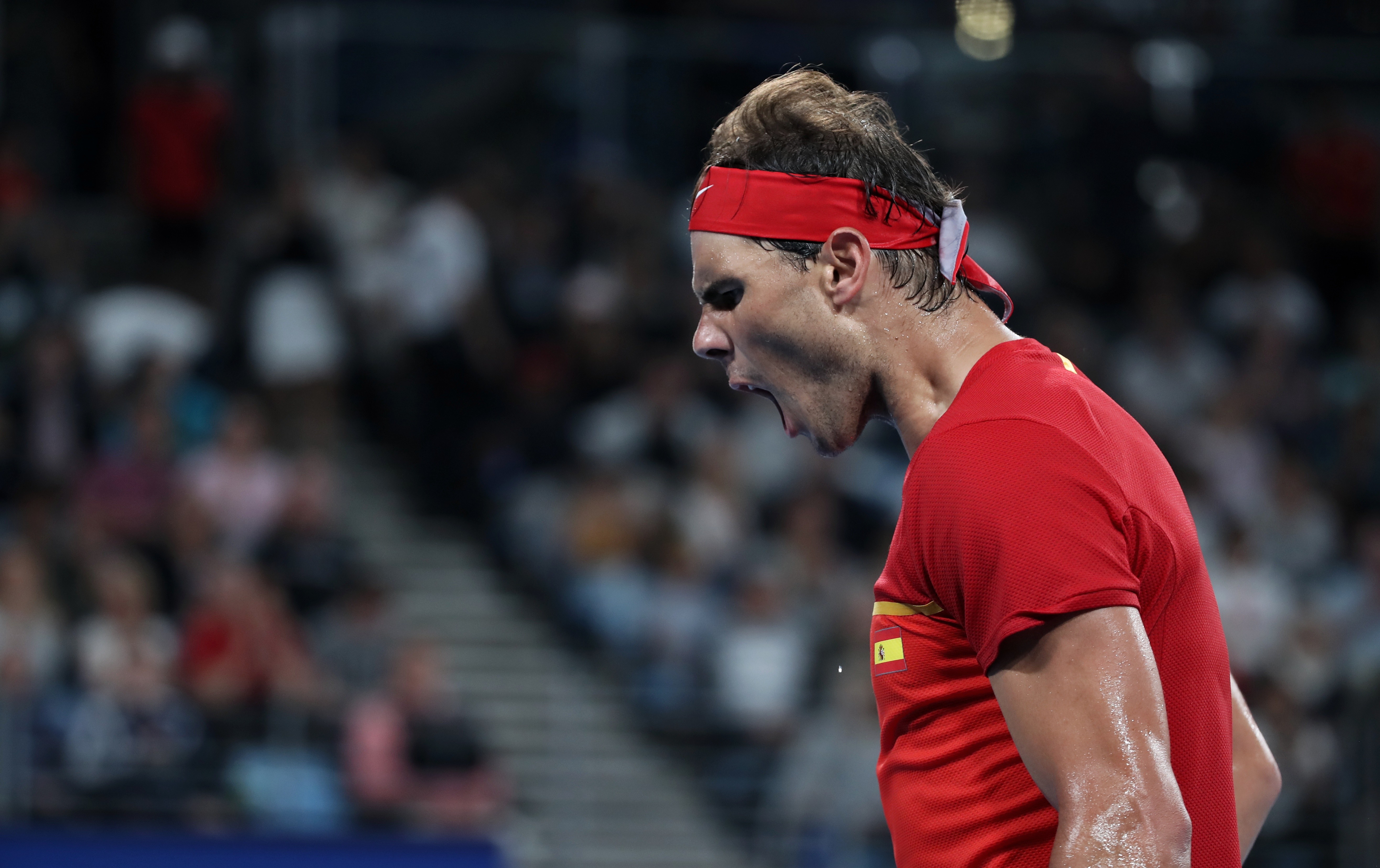 纳达尔在塞尔维亚队比赛中战术调整，势不可挡引发热议！