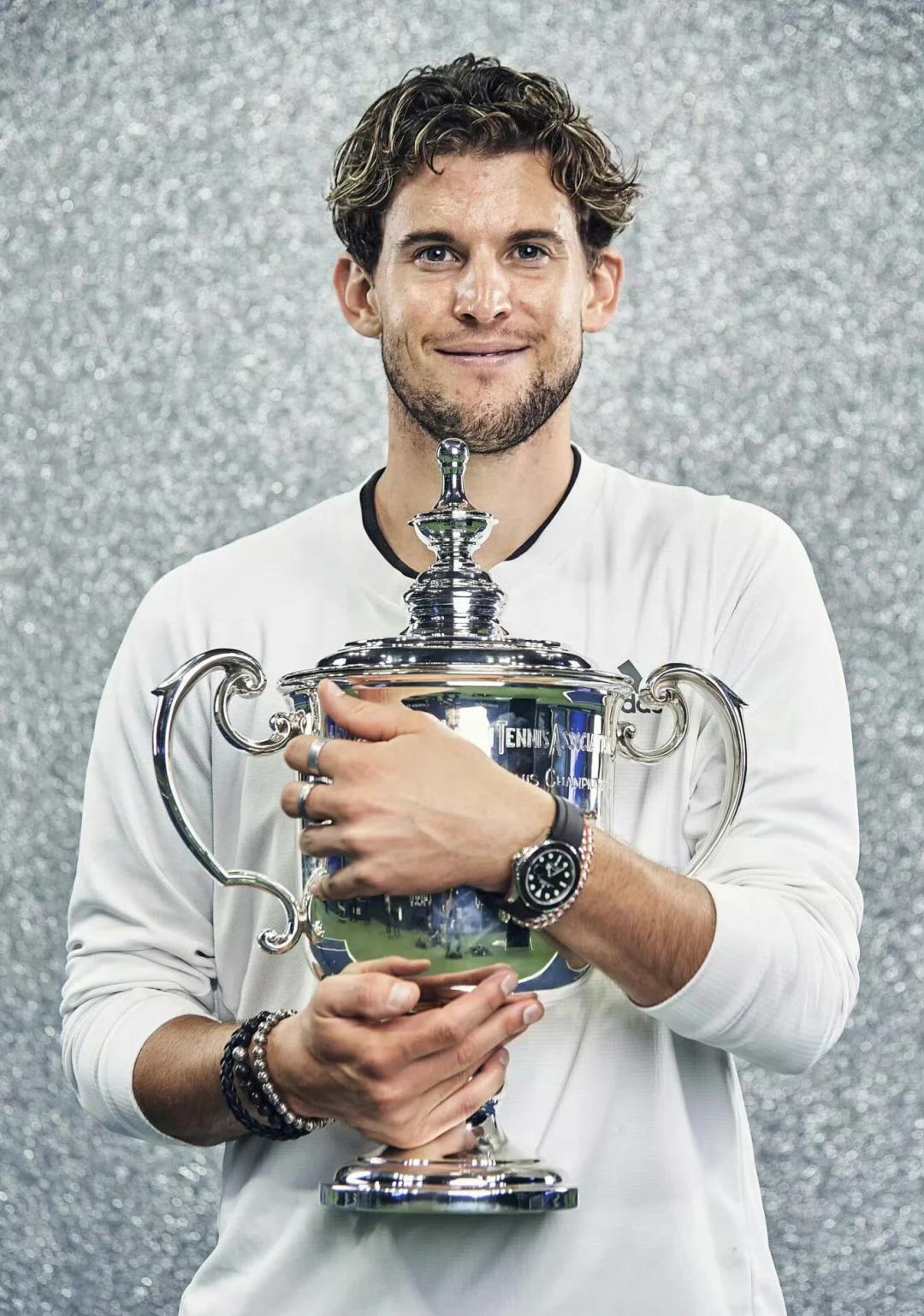 包含蒂姆连续十五场比赛得分超过连败，IG挑战极限！的词条